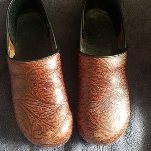 Brown floral tooled Dansko